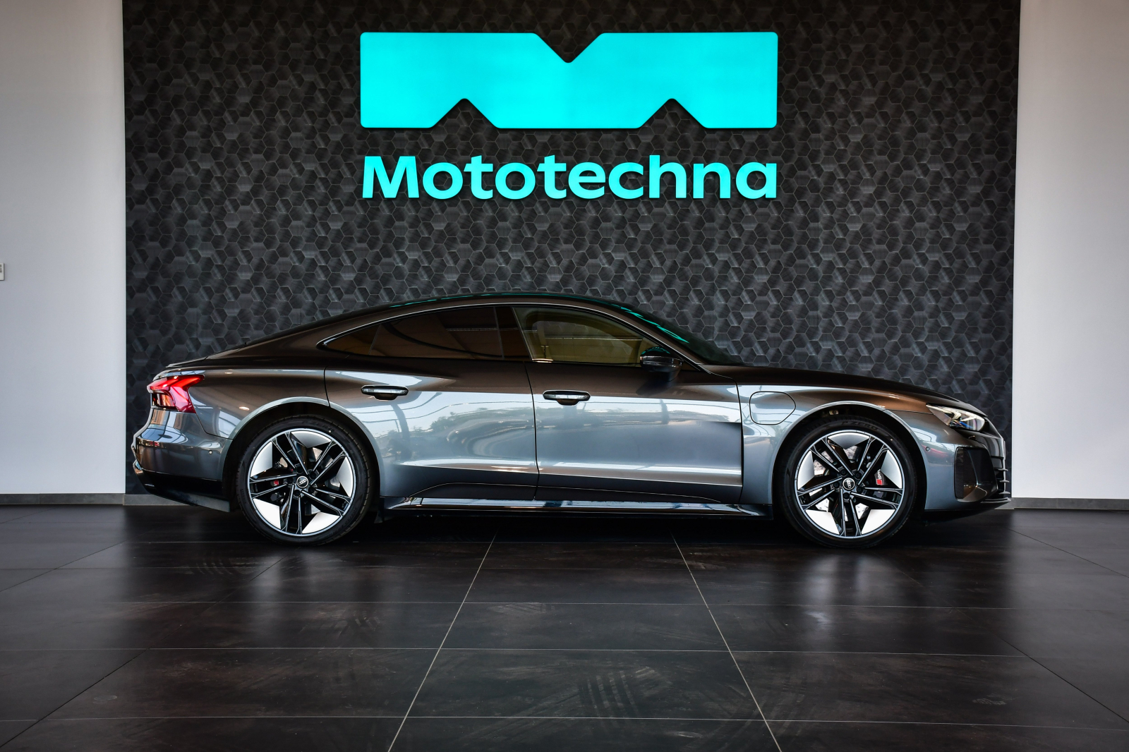 Audi e-tron GT - 2021