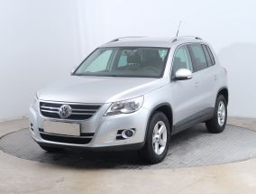 Volkswagen Tiguan - 2009