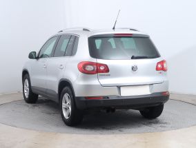 Volkswagen Tiguan - 2009