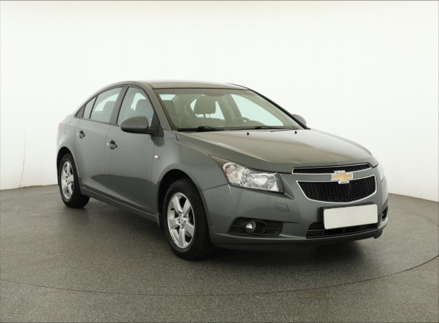 Chevrolet Cruze, 2011
