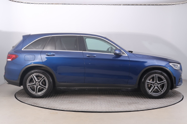 Mercedes-Benz GLC - 2022