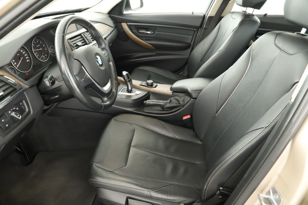 BMW 3