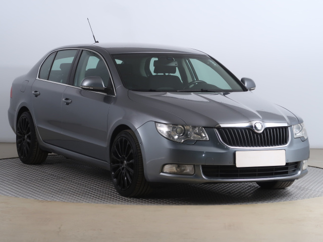 Škoda Superb, 2008
