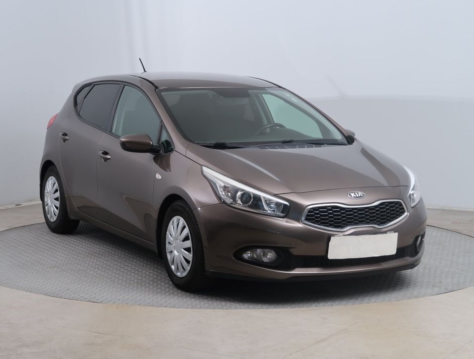 Kia Ceed - 2013