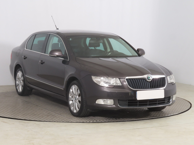 Škoda Superb 2008