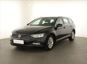 Volkswagen Passat - 2021