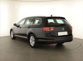 Volkswagen Passat - 2021