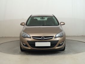 Opel Astra - 2013