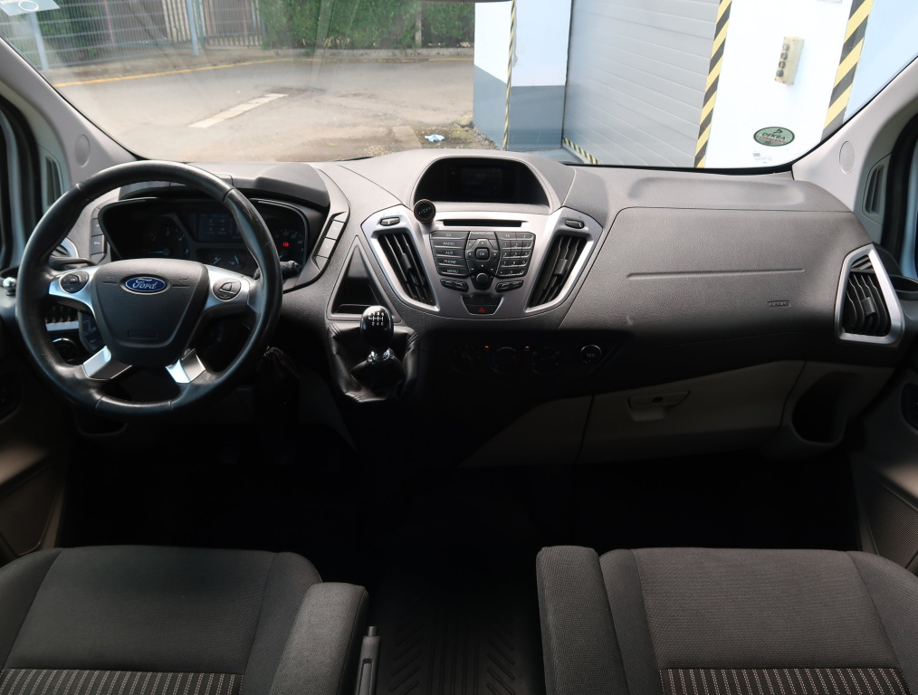 Ford Tourneo Custom