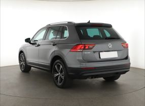 Volkswagen Tiguan - 2019