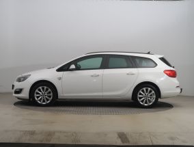 Opel Astra - 2013