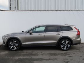 Volvo V60 Cross Country - 2022