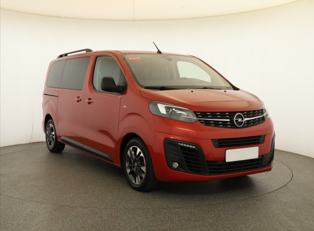 Opel Zafira Life, 2021