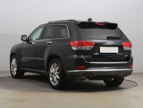 Jeep Grand Cherokee - 2016
