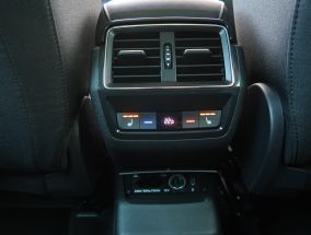 Škoda Karoq - 2023