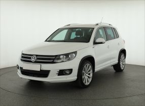 Volkswagen Tiguan - 2010