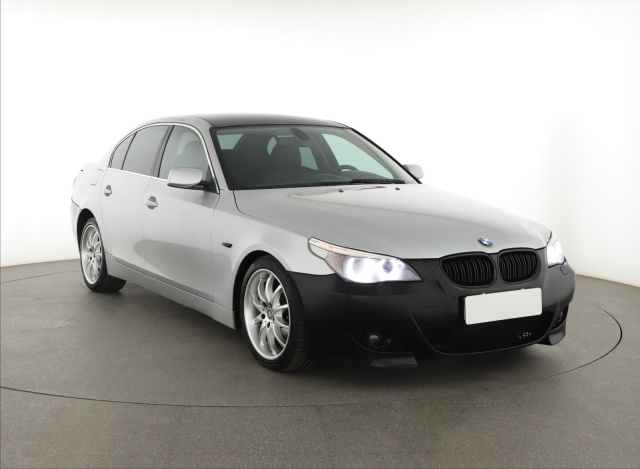 BMW 5 2003