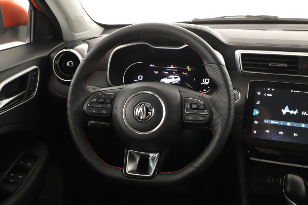MG ZS SUV