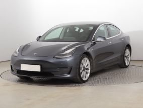 Tesla Model 3 - 2020