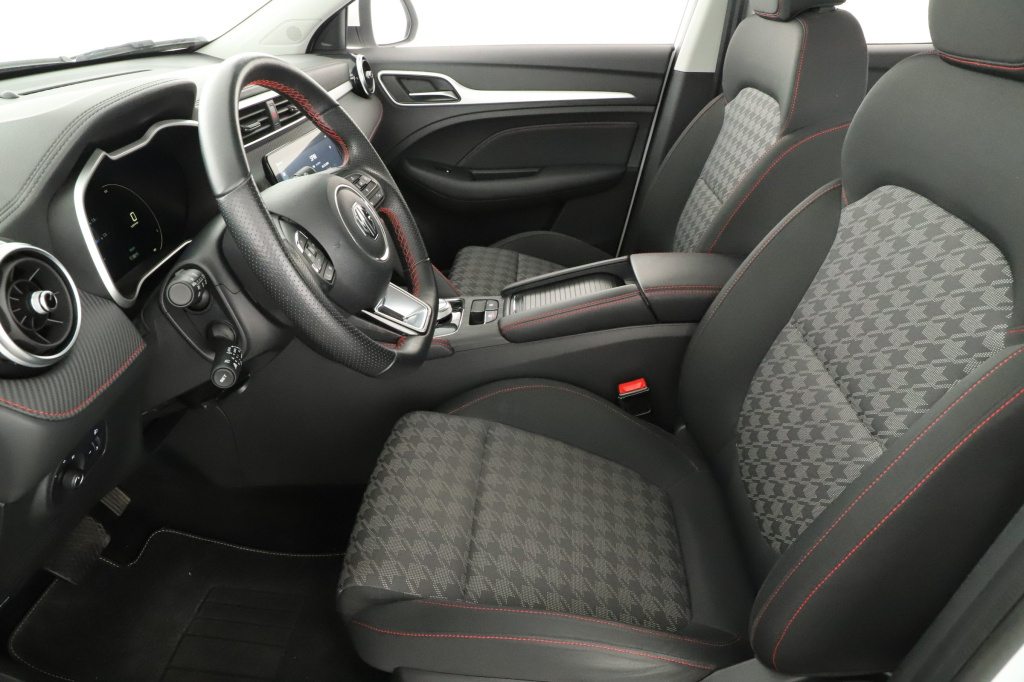 MG ZS SUV