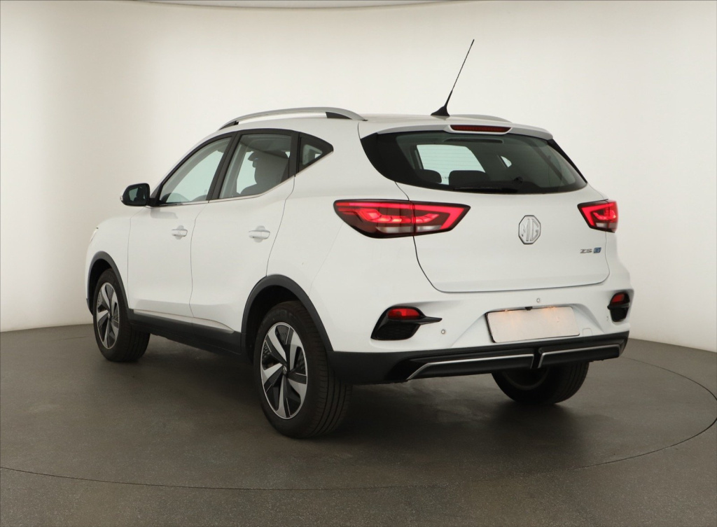 MG ZS SUV