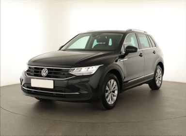 Volkswagen Tiguan - 2022