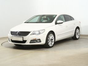 Volkswagen Passat CC - 2010