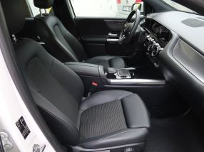 Mercedes-Benz B - 2019