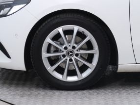 Mercedes-Benz B - 2019