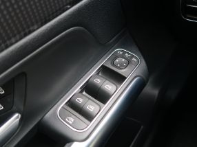 Mercedes-Benz B - 2019