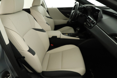 Lexus ES - 2024