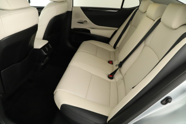 Lexus ES - 2024