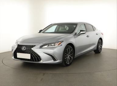 Lexus ES - 2024