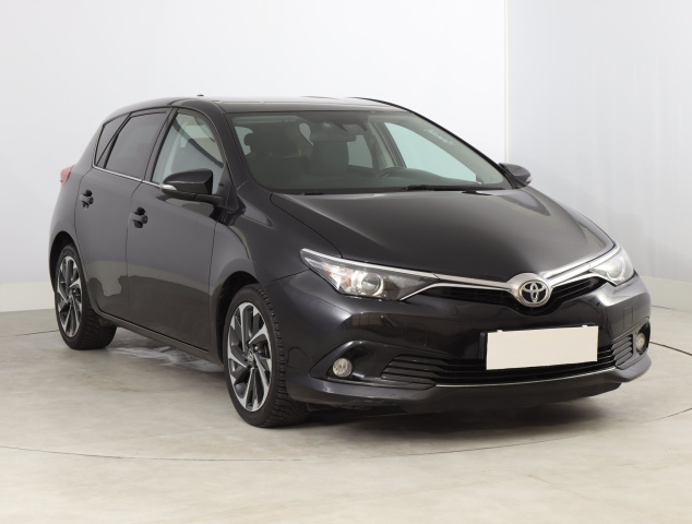 Toyota Auris 2016