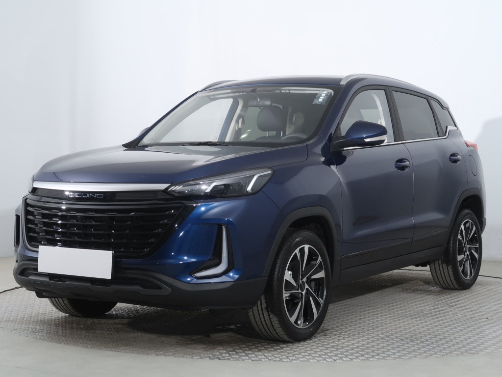 BAIC X3