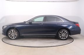 Mercedes-Benz E - 2019
