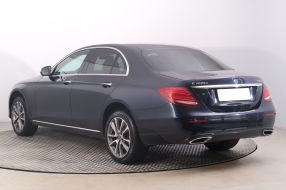 Mercedes-Benz E - 2019
