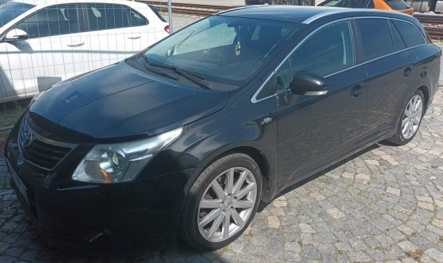 Toyota Avensis 2010