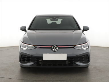 Volkswagen Golf - 2021