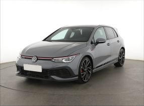 Volkswagen Golf - 2021