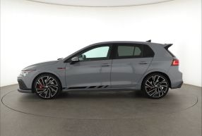 Volkswagen Golf - 2021