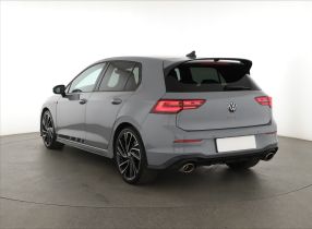 Volkswagen Golf - 2021
