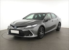 Toyota Camry - 2023