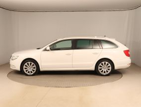 Skoda Superb - 2011