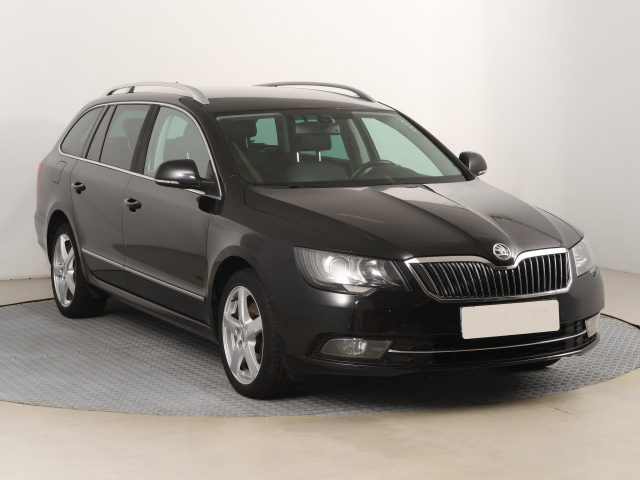 Škoda Superb 2014