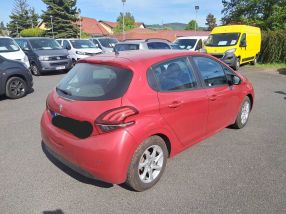 Peugeot 208 - 2016