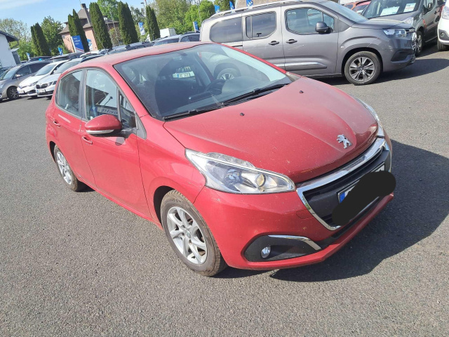 Peugeot 208 2016