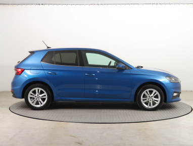 Škoda Fabia - 2023