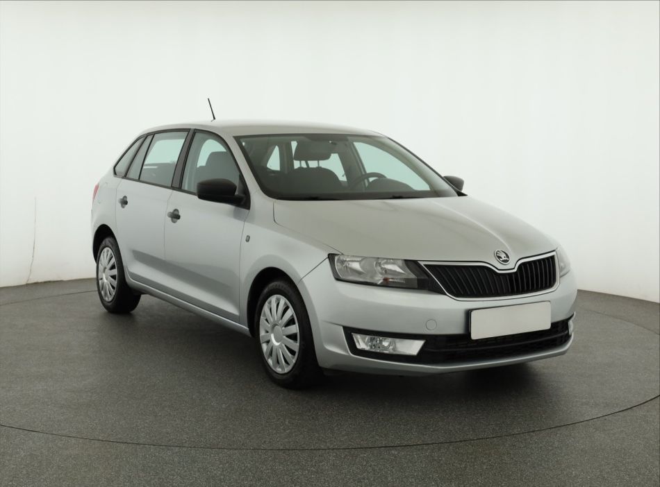 Skoda Rapid Spaceback - 2014
