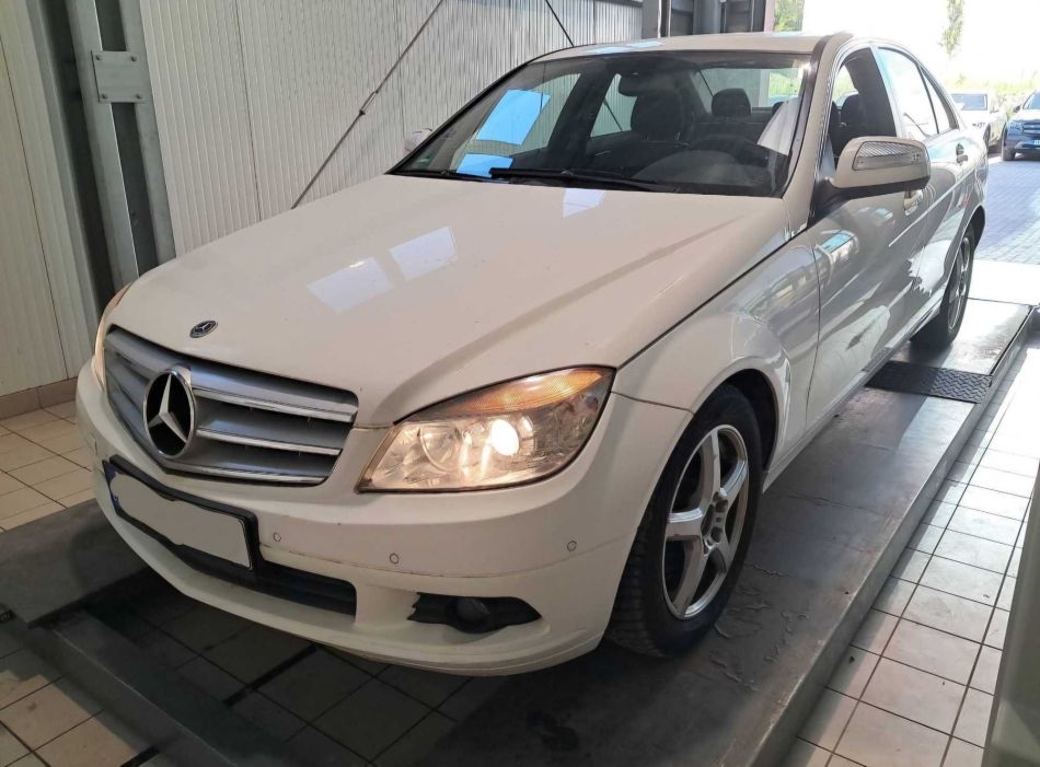 Mercedes-Benz C - 2008